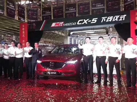 新CRV的头号对手，光看脸就是爆款货，比操控油耗更是胜它十倍