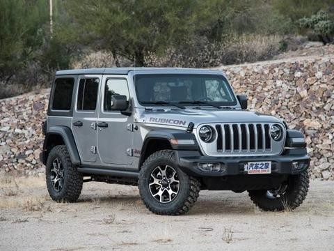 4月份入华！男人心中的梦，新增2.0T发动机，外形完爆普拉多