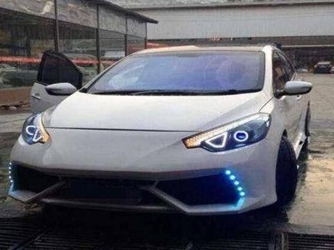 起亚K3秒变兰博基尼？车主被骗10万改装费！