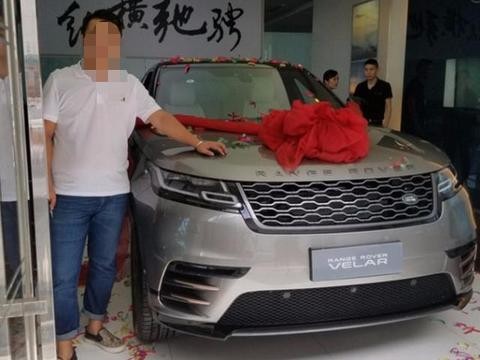 96万落地的路虎星脉，就是豪华版的揽胜极光，比Macan值？