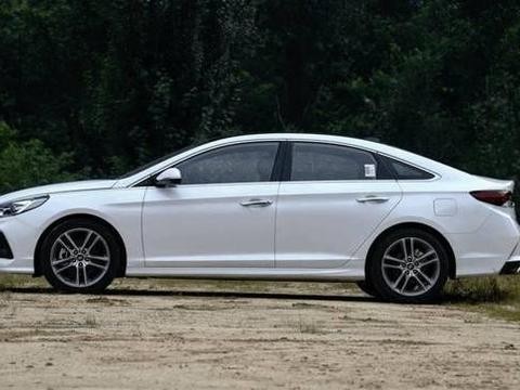 这款车曾经专供老板群体售价28万，如今价格降到15万但性能不减