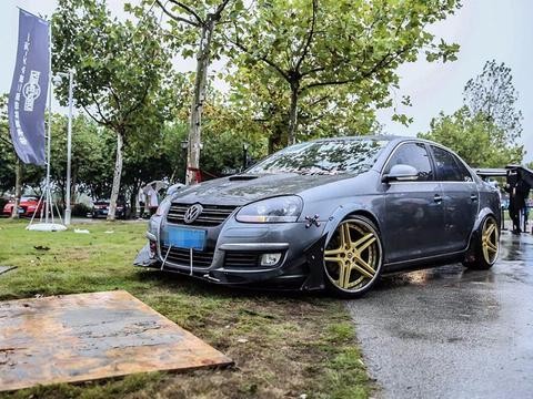 速腾改起来比思域更战斗范！