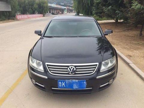 宁愿花22万买辆二手辉腾, 都不愿买辆帕萨特, 到底买它图什么?