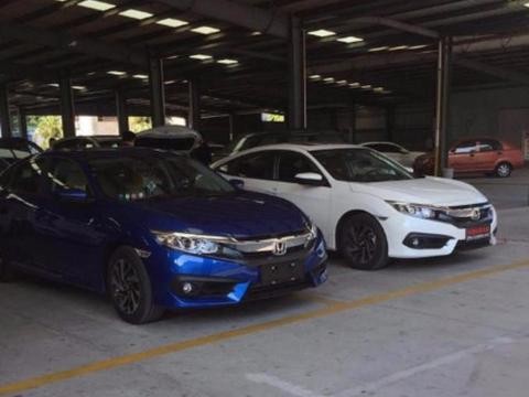 朋友花几千块改装思域 妹子说看上去有种福特野马的感觉