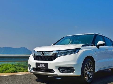 四款有面子的中型SUV, 30万拿下, 回家过年让人刮目相看！