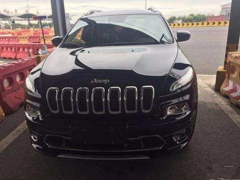 最惨豪华SUV，上市卖50多万，风光不输奥迪Q5，如今15万没人买