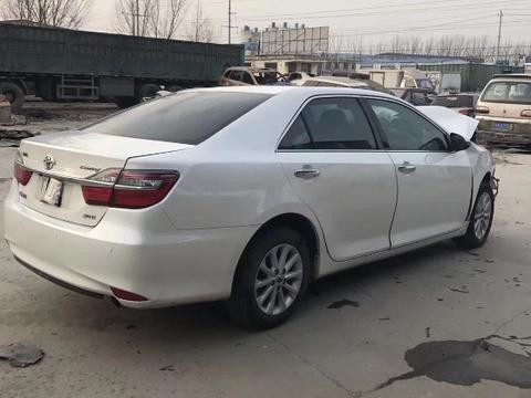 民工花4万买辆丰田凯美瑞，称回家过年不用挤大巴了！