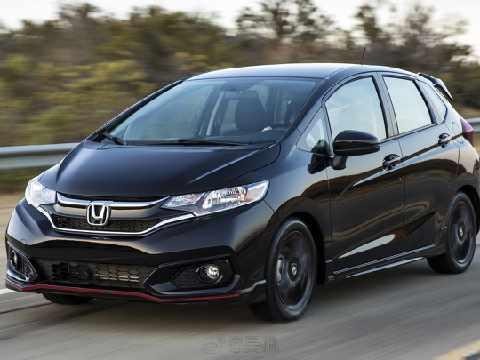 最适合年轻人的五款车：吉利帝豪仅排第三，第一的销量实在太好了