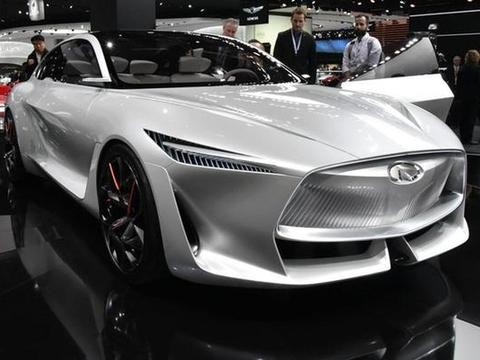 别看它车标像奇瑞，可至少值100万，宝马7系都不敢小瞧它