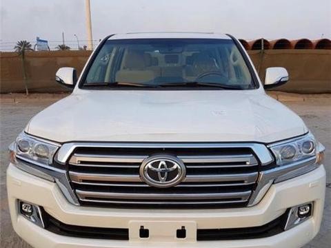 18款丰田酷路泽4000天津港保税区配置单及年终报价表