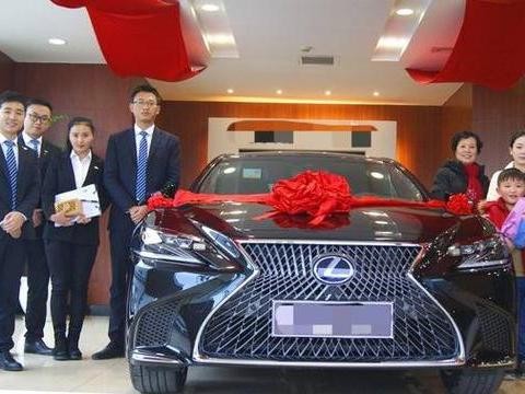 贵州首提雷克萨斯LS500H，车主：帅到掉渣，放弃奔驰S级是对的