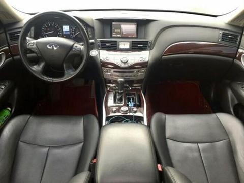 落地价57万, 现在只需36万, 没开多久掉21万, 车主纳闷为何没人要