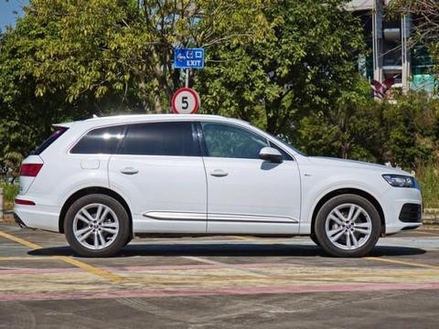 整车进口, 2吨车重6.2秒破百, 上市直降15万, 宝马X5最怕它