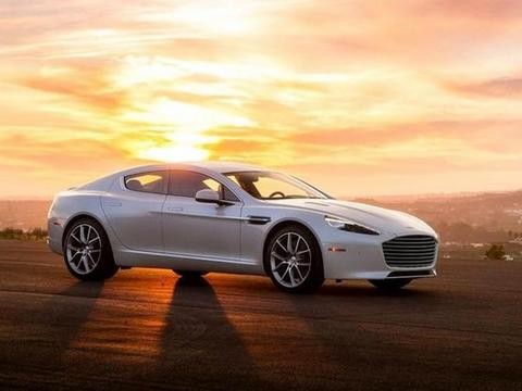 跑车界的撩妹神器，售300万，性能却不如200万的奥迪R8！