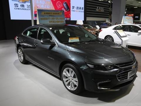 最让人心疼的B级车, 跳水式优惠换销量, 过年买一辆不亏！