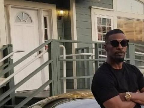 有钱就要买买买啊, 奥斯卡影帝和他的“坦克”！