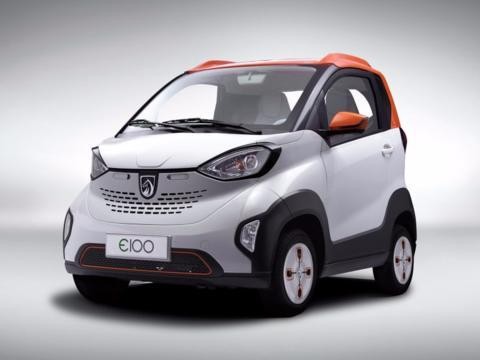 告别摩托车！这款国产才3万多，不仅能遮风挡雨还不用带头盔