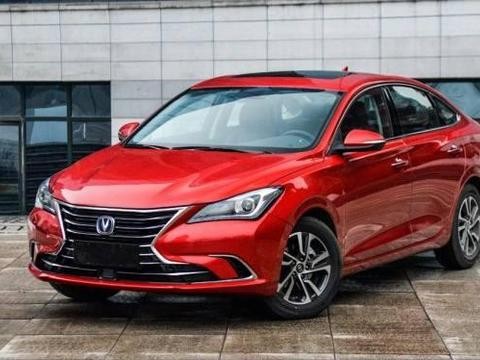 18款长安逸动到店，换装雷克萨斯前脸，帅的一塌糊涂，仅售7万