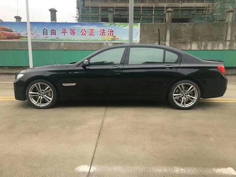 国内落地100多万的14款宝马750，如今23万出售，值得入手！