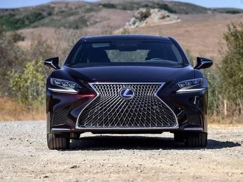 日本最豪华的车! 自身降价60万, 格调远超宝马, 实力叫板奔驰S级