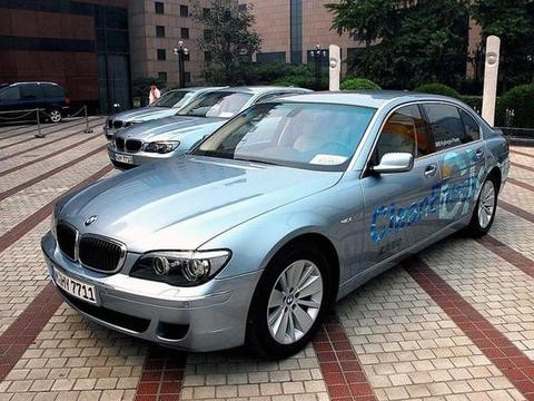 2万块就能拿下这台宝马7系 为何看过的人都说是极品？