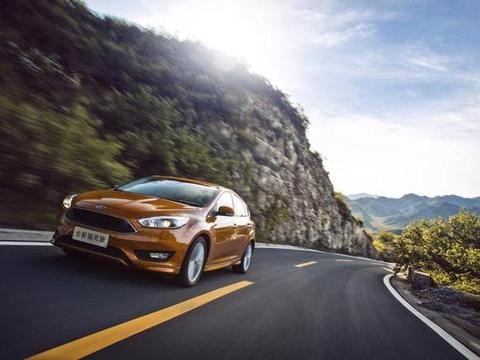 福克斯将成新思域克星，1.0T配上9AT