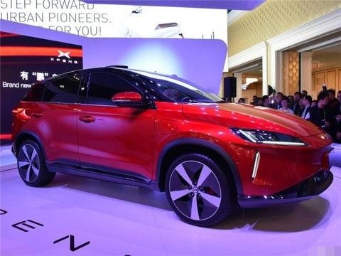 马云真造出神车, 冷兵器车标, 比特斯拉漂亮10倍, 买啥比亚迪?