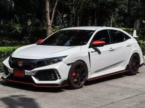 思域车主扬言挑战所有600万以下的车！到底是谁飘了？