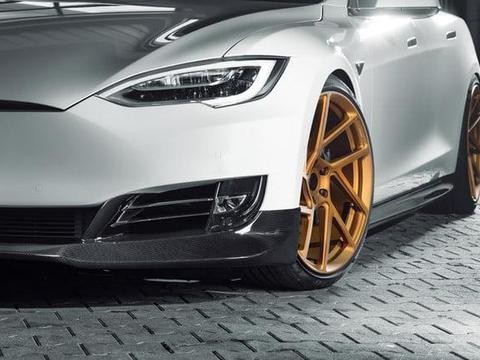 Tesla被列入Novitec清单这回不是欧翼式