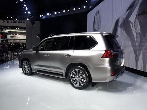 雷克萨斯LX570：中东、加版和中规，三个版本有啥区别？