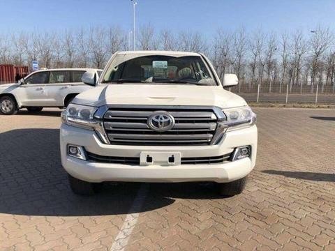 17款酷路泽4000中东版越野中的战斗机皮实