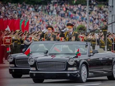 最拉风的国产敞篷车，车长5.5米比劳斯莱斯还贵，交警都不敢惹！