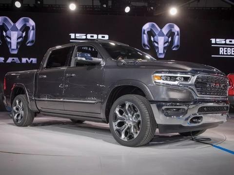 这才是真正的美式皮卡！霸道跟它比都是小弟弟