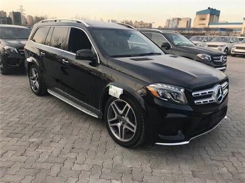 18款奔驰GLS450 简约的风格把全新GLS衬托的更加大气