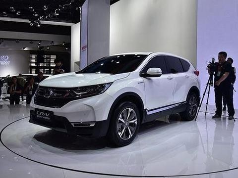 这款合资SUV的百公里油耗为4.8升，新车一发布就供不应求