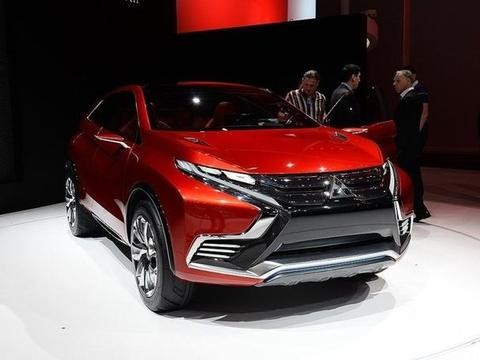 三菱最新SUV, 全时四驱系统, 16万途观、汉兰达都自叹不如!！