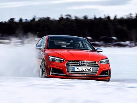 体验四驱甩尾的兴趣，Audi极地冰上体验营–芬兰之旅凋谢报名中