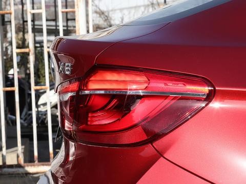 曾经被人吐槽“四不像”，如今成为跨界SUV老大