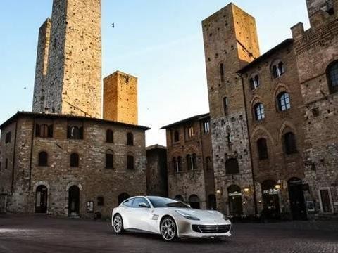 带你走进《托斯卡纳的艳阳下》里的托斯卡纳, 与法拉利远行