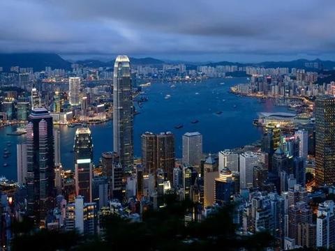 香港为什么遍地豪车, 却难见国产车?！