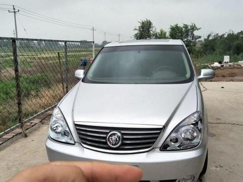 花10万买辆3.0L别克GL8当家用车, 开了两月悄悄打算卖车