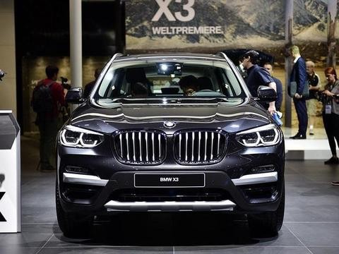 小号宝马X5来袭，车长4.7米多配8AT，不足40万干翻奥迪！
