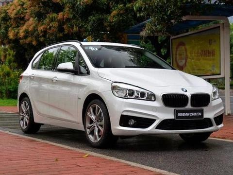 三大件跟X1一样，宝马这23万的“面包车”，实在不敢买？