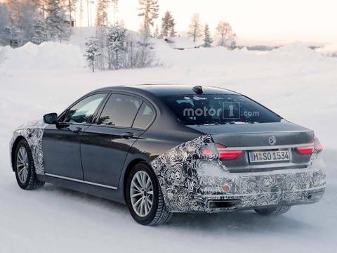 宝马7系最新路试谍照曝光，或于19年内下半年正式亮相！