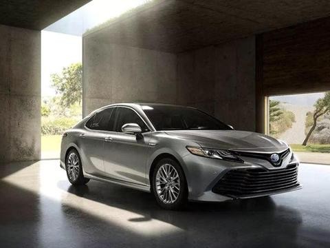 当年还没迈腾啥事儿，它却红遍大江南北，是不少富人的首选座驾！