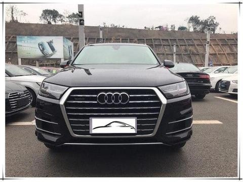 奥迪这款SUV价格悬殊! 高低配相差45万, 网友: 还是买不起!