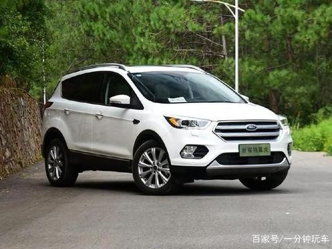 1.5T+6AT配全景天窗，一箱油跑700Km，卖20万还买啥本田CR-V？