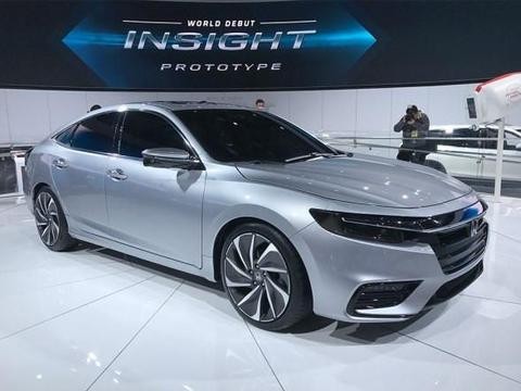 思域亲兄弟, 搭1.5T混动引擎