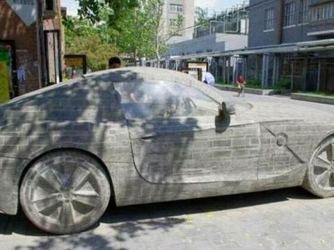 中国小伙花10万、6个月造了一辆红色超跑,气场不输奥迪R8!