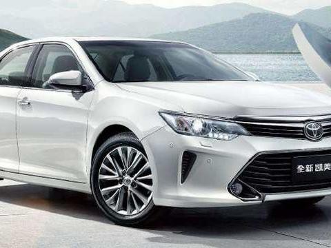 丰田这两款车，惊艳完美的内饰，动力性能也是数一数二